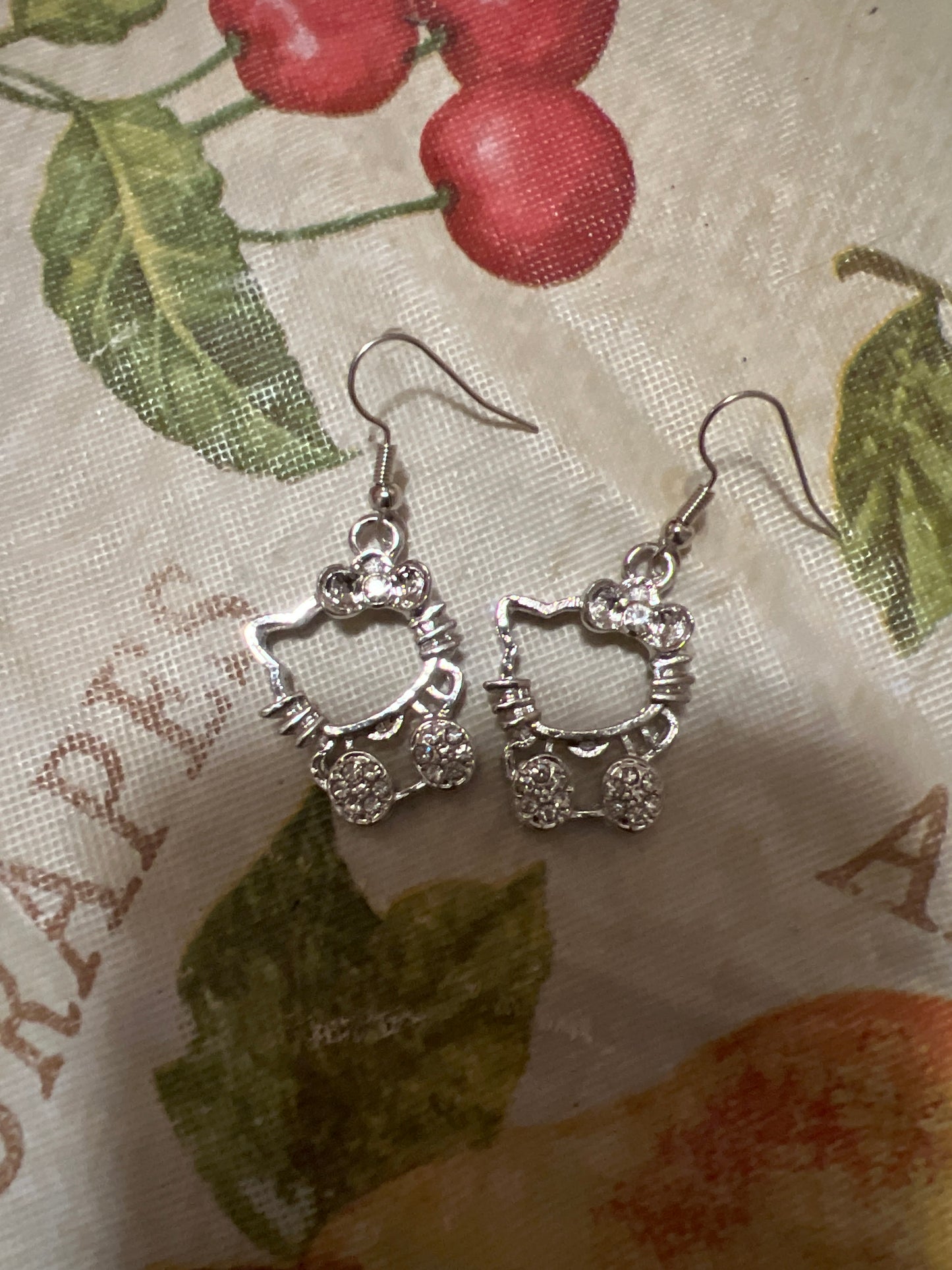 Silver plated kitty earrings