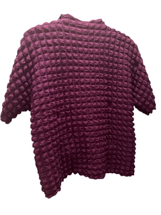 Plus size O/S bubble shrug