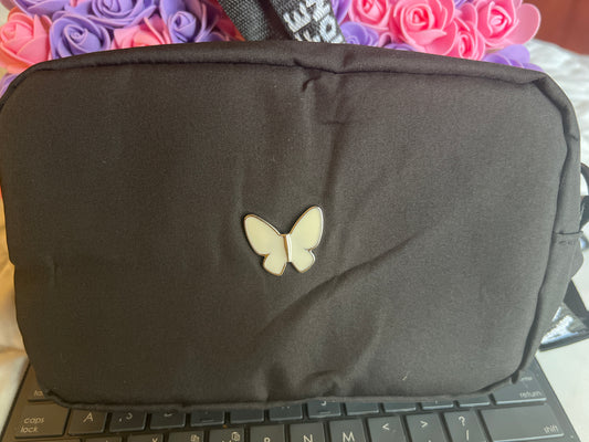 U give me butterflies cross body